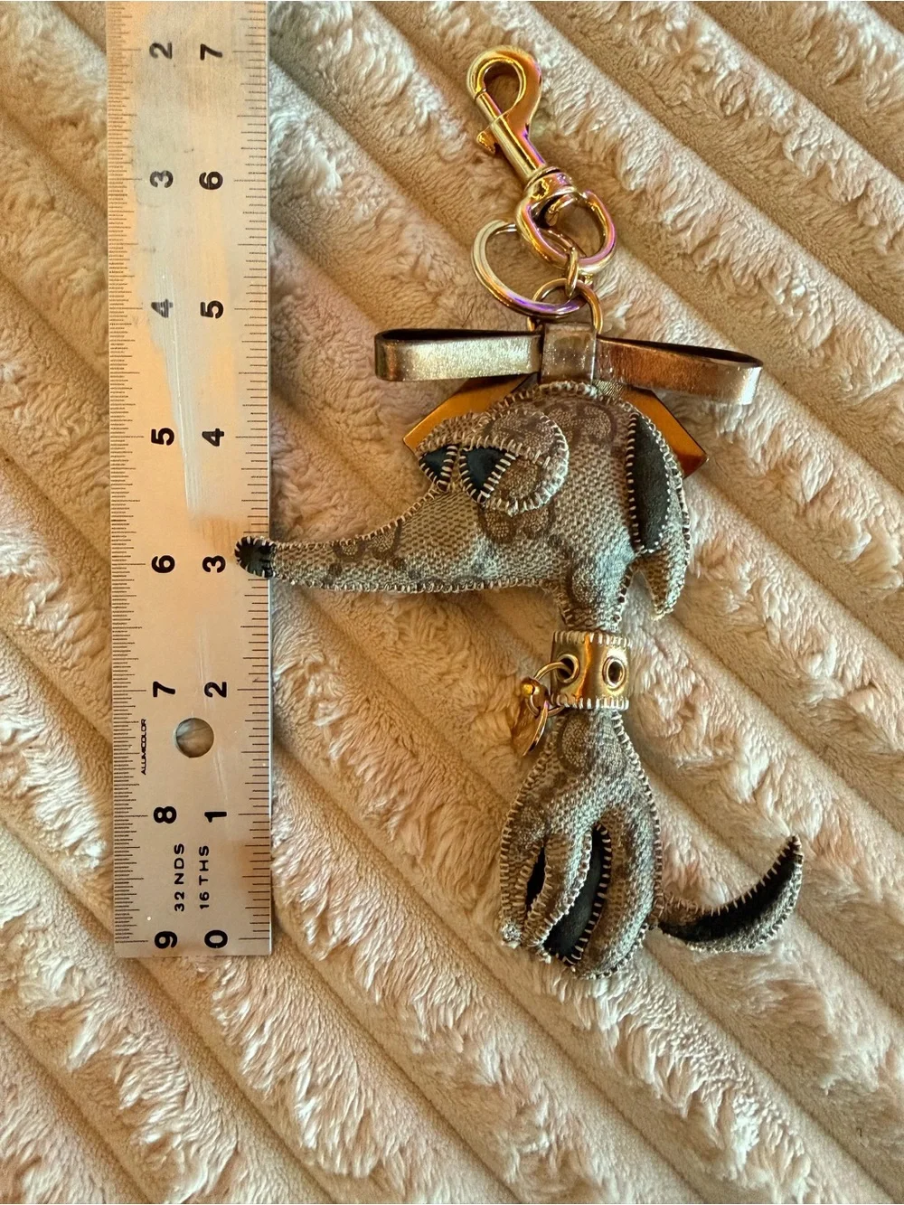 Gucci Gold and Brown Leather Dog Keyring Charm
